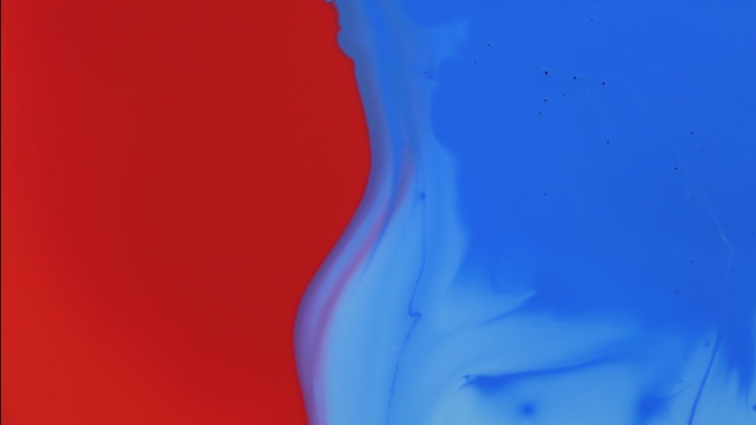 丙烯酸漆的蓝色和红色。液体彩绘图案