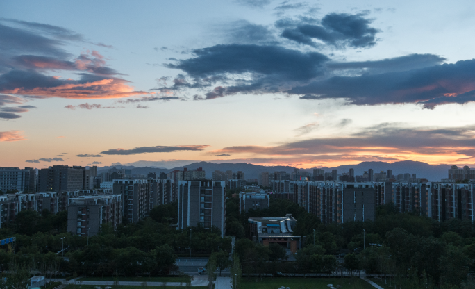 北京日落西山红霞飞延时