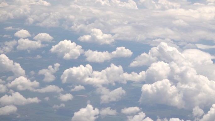 坐飞机实拍的云素材