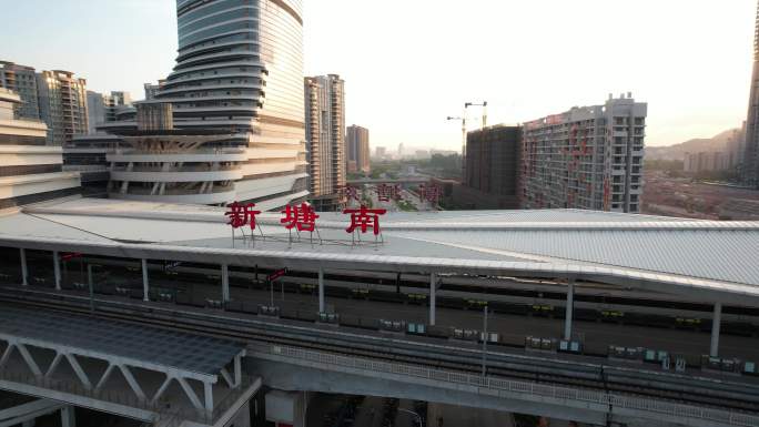 原创广州新塘高铁站TOD上盖4K航拍