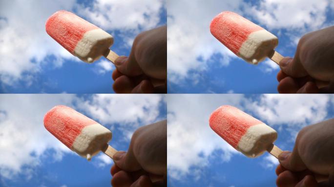 草莓冰淇淋冰川融化高温炎热