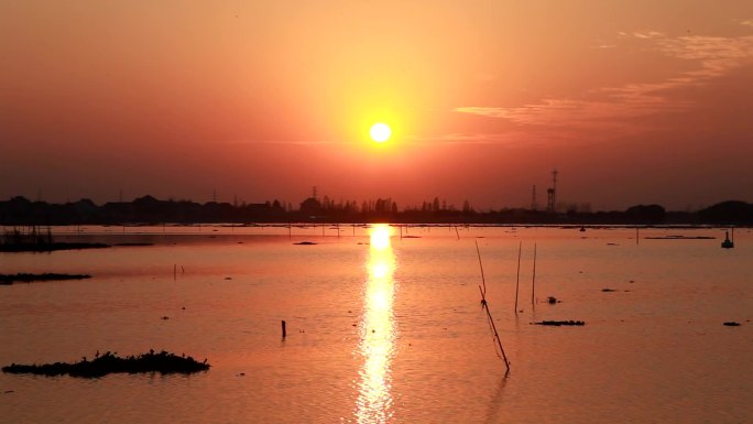 落日夕阳水面夕阳湖面夕阳鱼塘夕阳晚霞波光