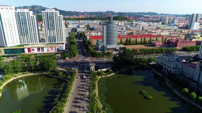 4k航拍山东大学威海校区学校大门校园美景