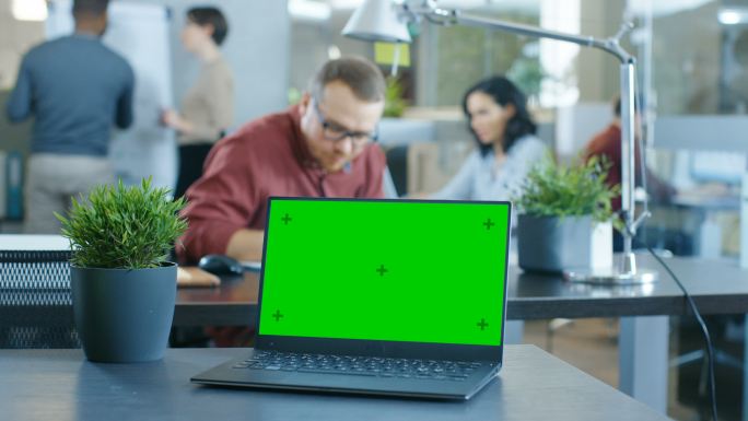 笔记本电脑绿屏抠像屏幕