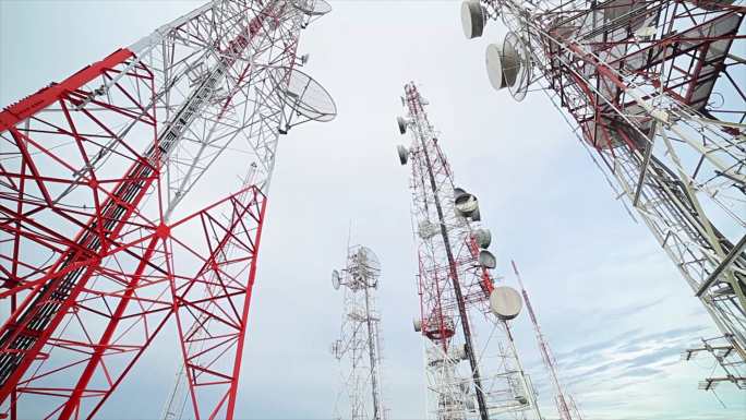 信息通信雷达信号接收塔