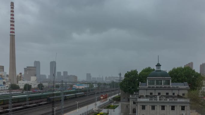 沈阳东站奉海铁路局旧址阴雨