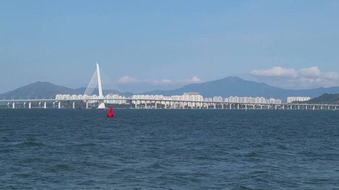 深圳湾大桥海边城市景色