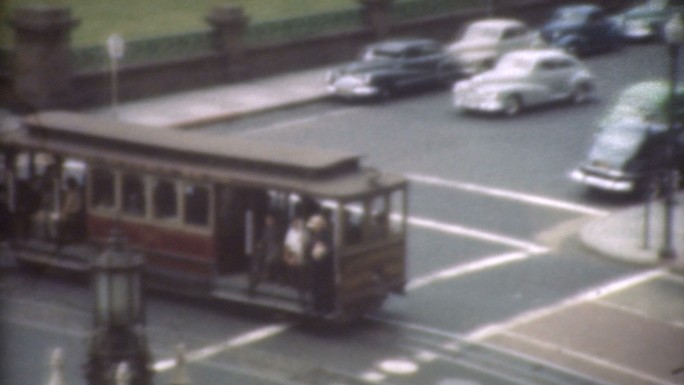 20世纪40年代的载客电车。
