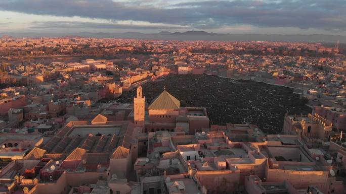 日落时的摩洛哥城市全景