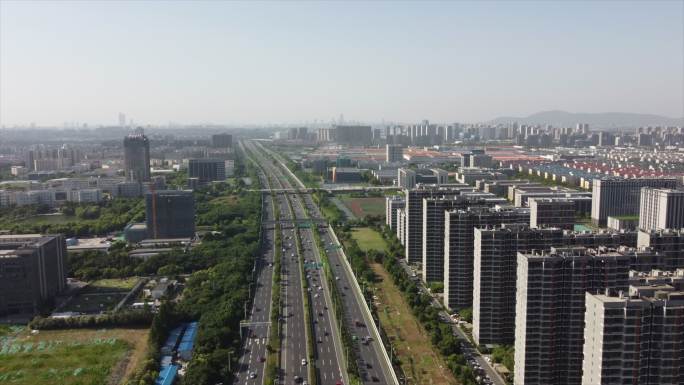 南京江宁航拍公路车流风景现代化建