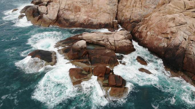 4K海岛海浪拍打礁石珠海庙湾岛