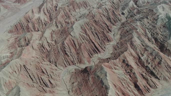 新疆喀什塔莎古道丹霞地貌4K航拍