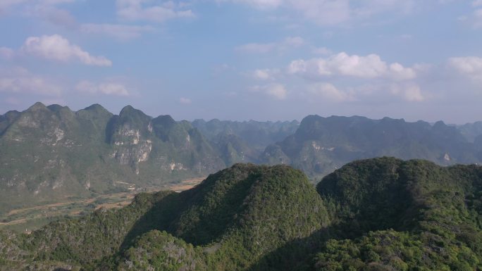 南宁市马山县百龙滩山麓航拍2