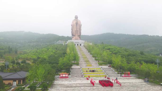 祭孔大典尼山圣境孔子像拜孔子传统