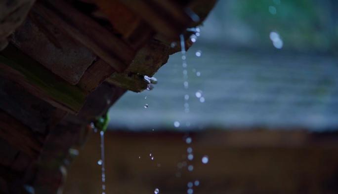 怀旧屋檐小雨意境雨滴滑落水面雨点