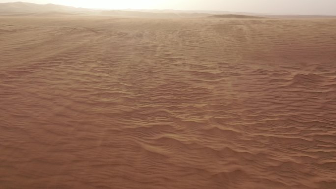 黄昏沙漠实拍视频沙漠荒地刮风沙尘暴