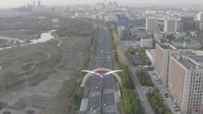 4K-Log上海自由贸易试验区地标广告