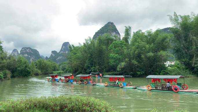 桂林山水游船