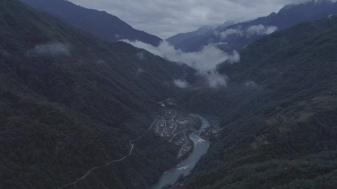 云南贡山独龙族怒族自治县独龙江