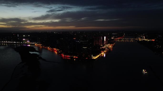 乐山旅游广场夜景