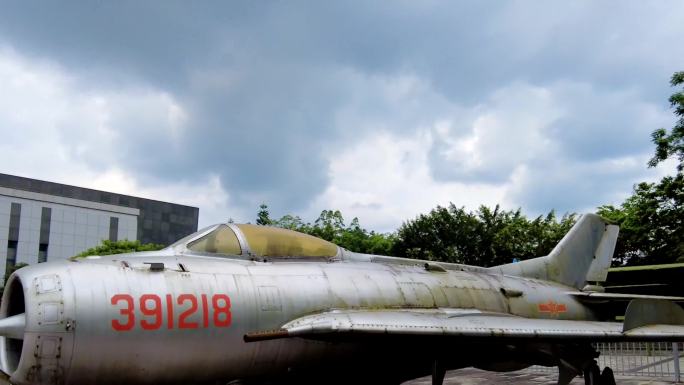 退役的歼6飞机实拍素材