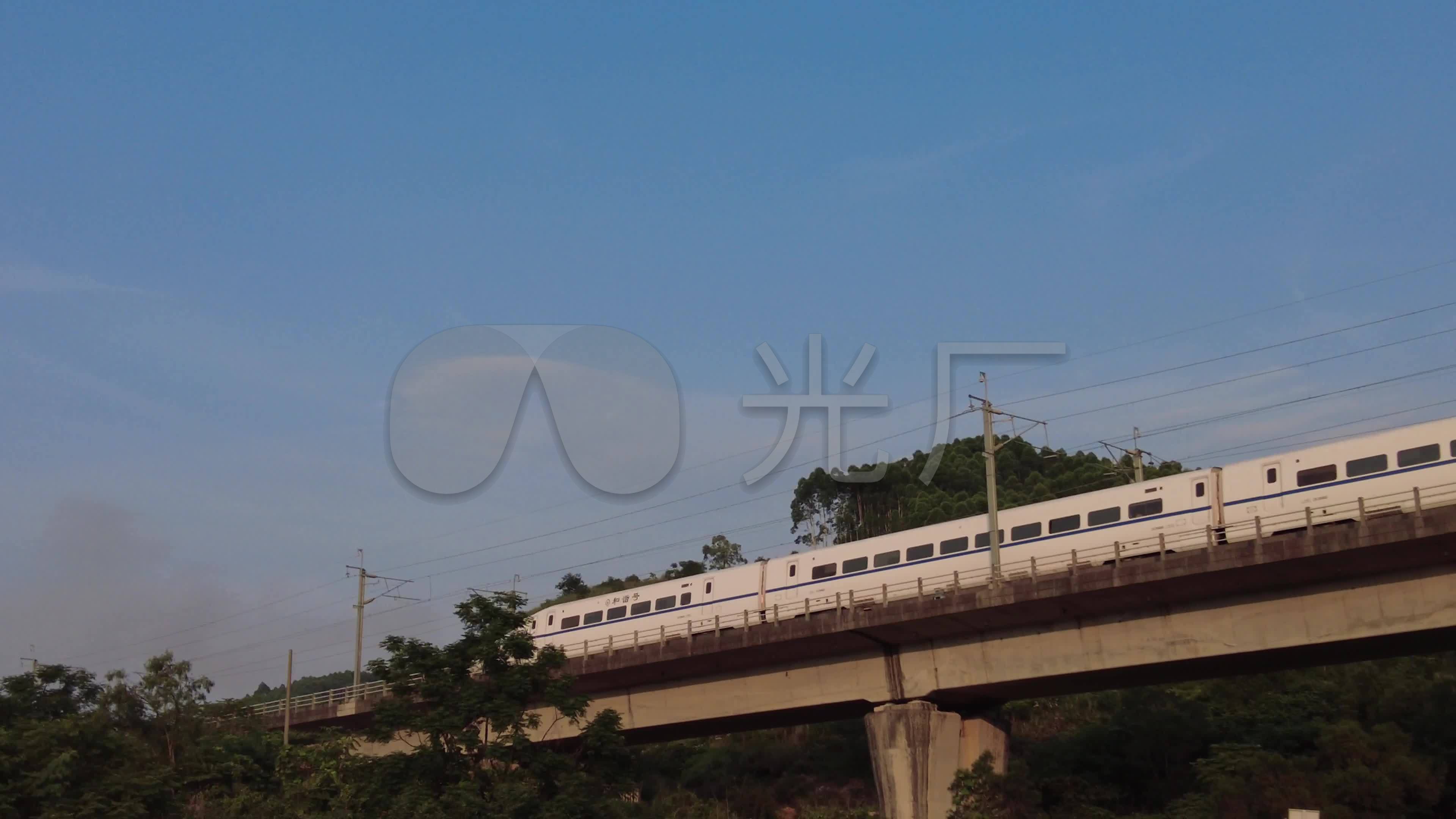 飛馳而過高鐵動車高速列車高速鐵路_3840x2160_高清視頻素材下載(編號