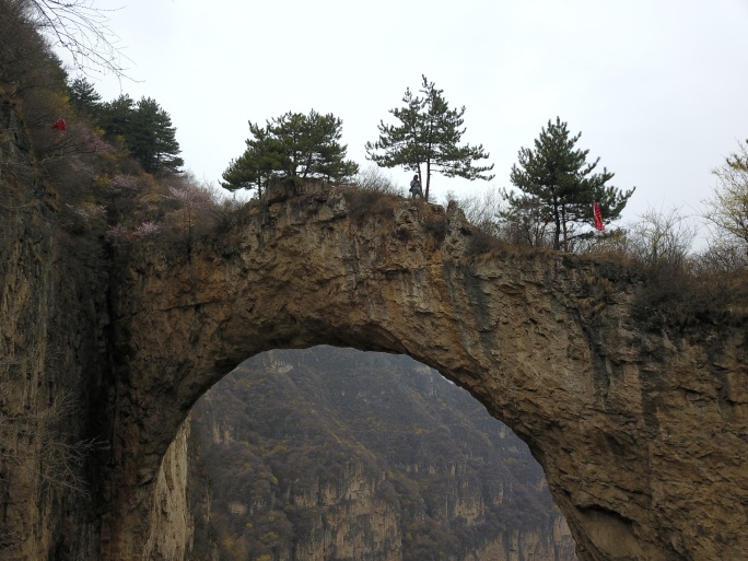 山西壶关鹅屋天桥