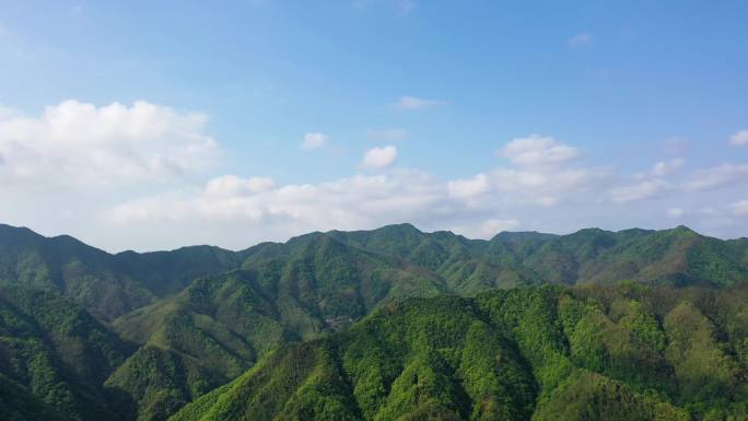 药姑山+山间村落+山区恢弘大气航拍