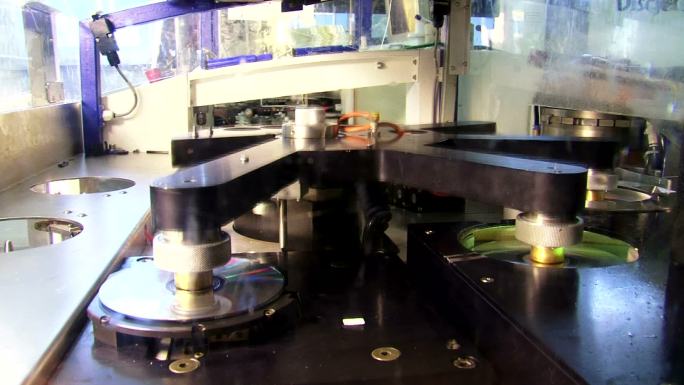 CD制作，CD-DVD蓝光机器人生产线。