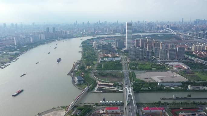 航拍上海城市外滩黄埔江地标