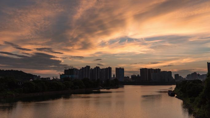 城市晚霞夕阳延时4K