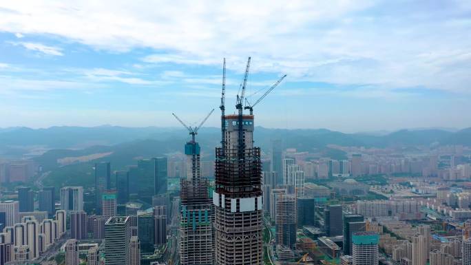 建设中的济南第一高绿地山东国际金融中心