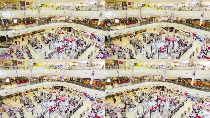 许多人在购物中心大型超市逛街消费
