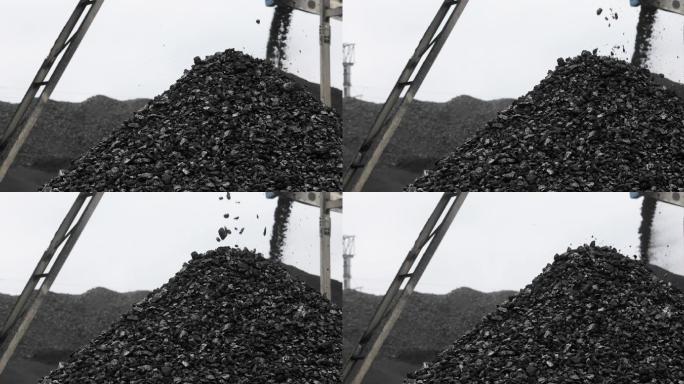 输送带煤炭矿山开采隧道工作人员
