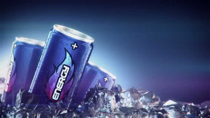 能量饮料通过冰块