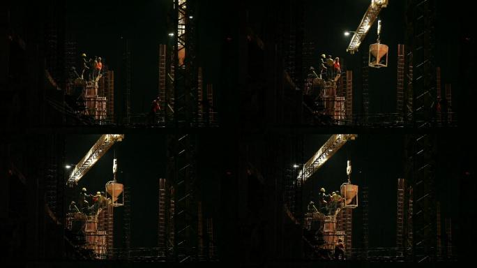 施工现场夜间吊车吊装