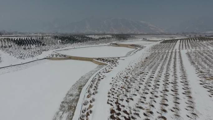 航拍冬季城边雪景原创