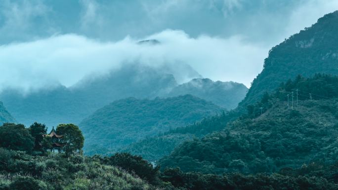 【4K原创】云雾缭绕的山景