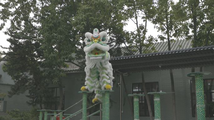 黄飞鸿狮艺武术馆走钢丝表演