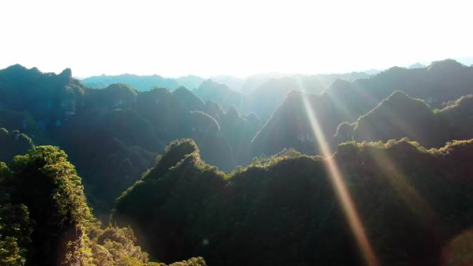 4K航拍贵州云台山黑冲大山峡谷3