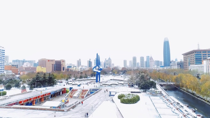 济南泉城广场雪后航拍4K
