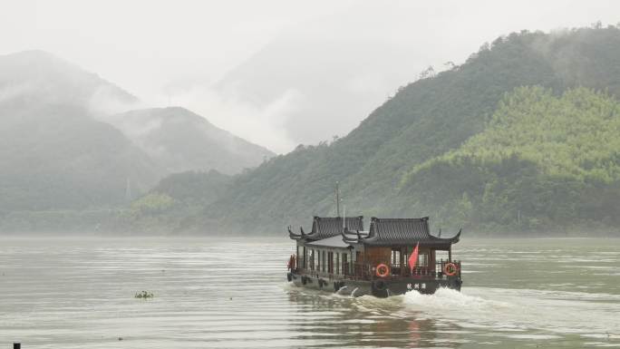 富春江，严子陵钓台