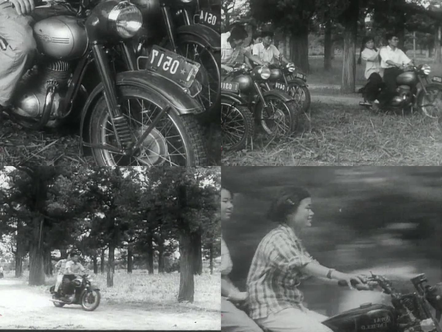 50年代青年男女骑摩托车