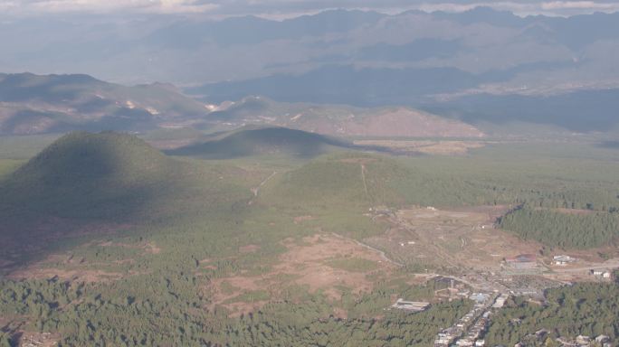 腾冲火山马站火山火山口火山火山航