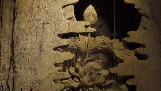 4k木雕视频木头雕刻工艺品荷花图案