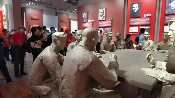 一大会址参观展览红色旅游上海纪念馆雕像