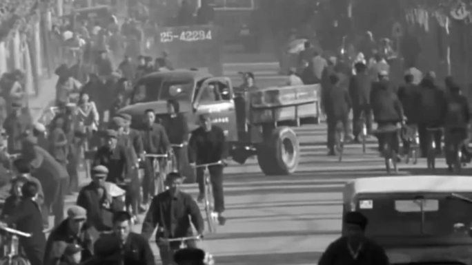 七十年代八十年代中国城市街道人群