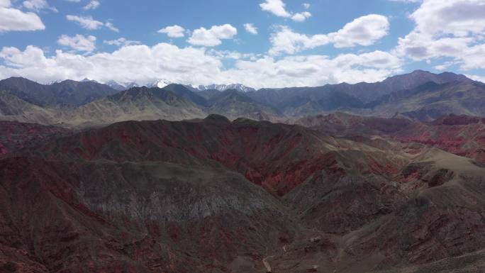 高山云影