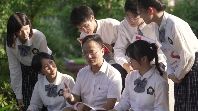 教学 开放性教学 树荫下教学 教师节