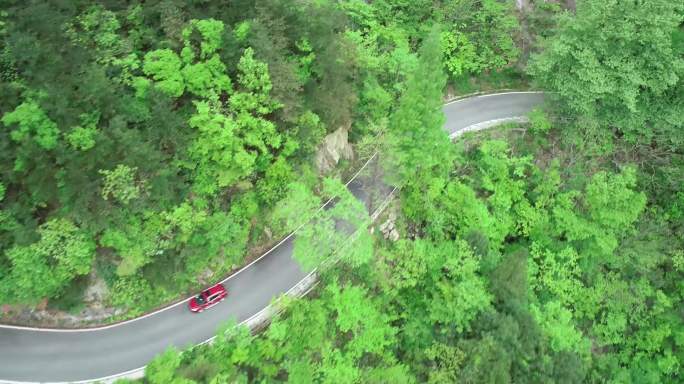 4K高清大山山路跟车视频